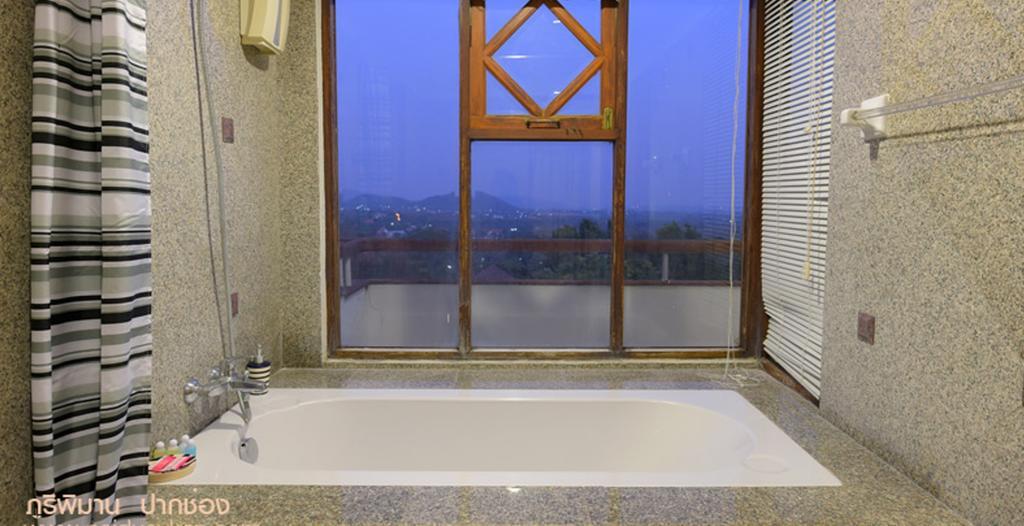 Pak Chong Phuripimarn Penthouse מראה חיצוני תמונה