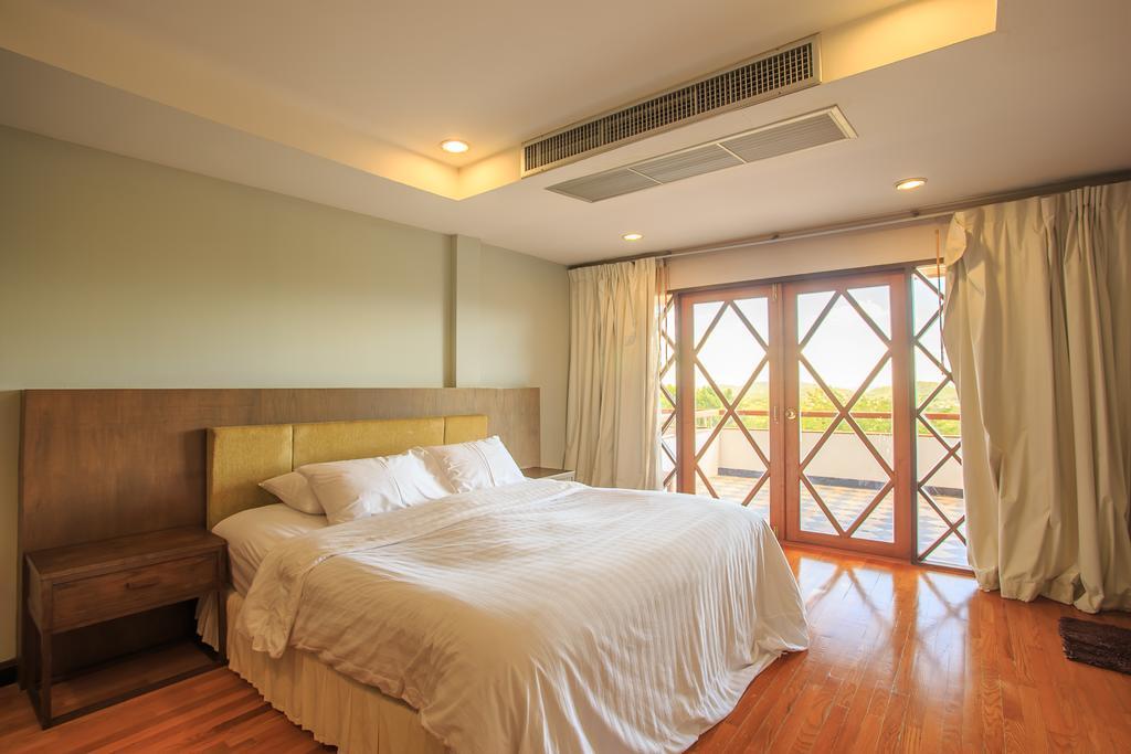 Pak Chong Phuripimarn Penthouse מראה חיצוני תמונה